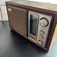 Sony Radio ICF-9650W AM/FM Tabletop Stereo Simulated Wood – Vintage – Works