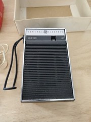Vintage GE AM Miniature Radio P2790 W/Original Box Manual And Earphone Price Tag