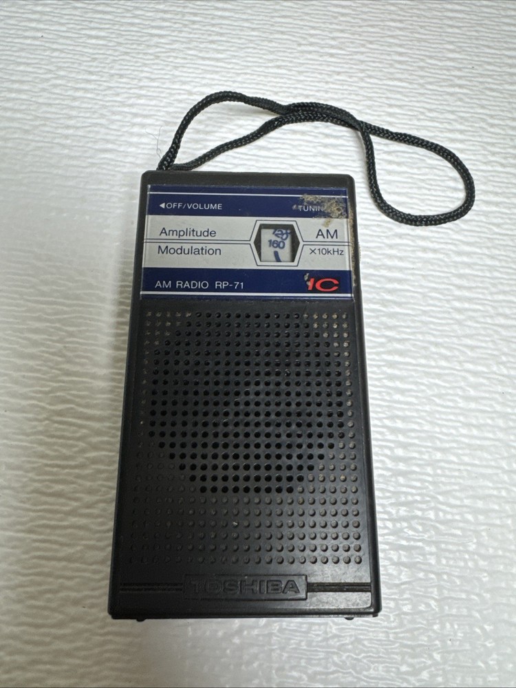 Toshiba RP-71 Transistor Radio Vintage 1978 Solid State AM Not Working. Parts