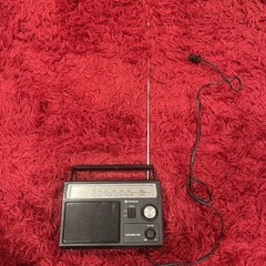 VINTAGE HITACHI MODEL: KH-435H AM/FM TRANSISTOR RADIO MCM Working