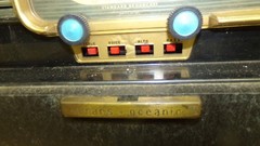 Vintage Zenith Trans-Oceanic Wave Magnet Radio -Rare Blue Knobs