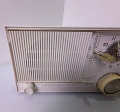 Vintage Motorola Solid State Alarm Clock Radio Model XC12BN -TESTED-