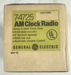 General Electric AM Clock Radio 7-4725 Singapore Brand New Sealed Box