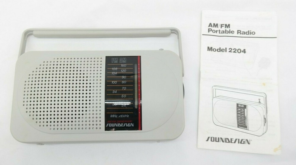Vintage Soundesign AM/FM Portable Radio Model 2204 SGY TF