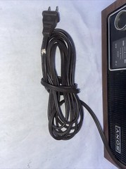 Vintage Sony Radio 11 Transistor 2 Band TFM-9430W, Walnut Style Case WORKS