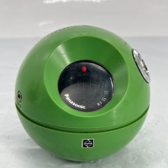 Vintage Space Age Panasonic Panapet AM Radio – Green R-70