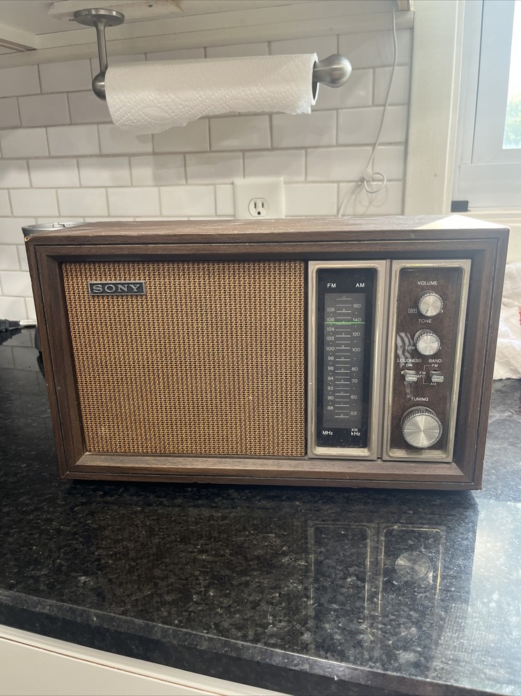 Vintage Sony AM FM Radio, TFM-9450W Tested and Works-