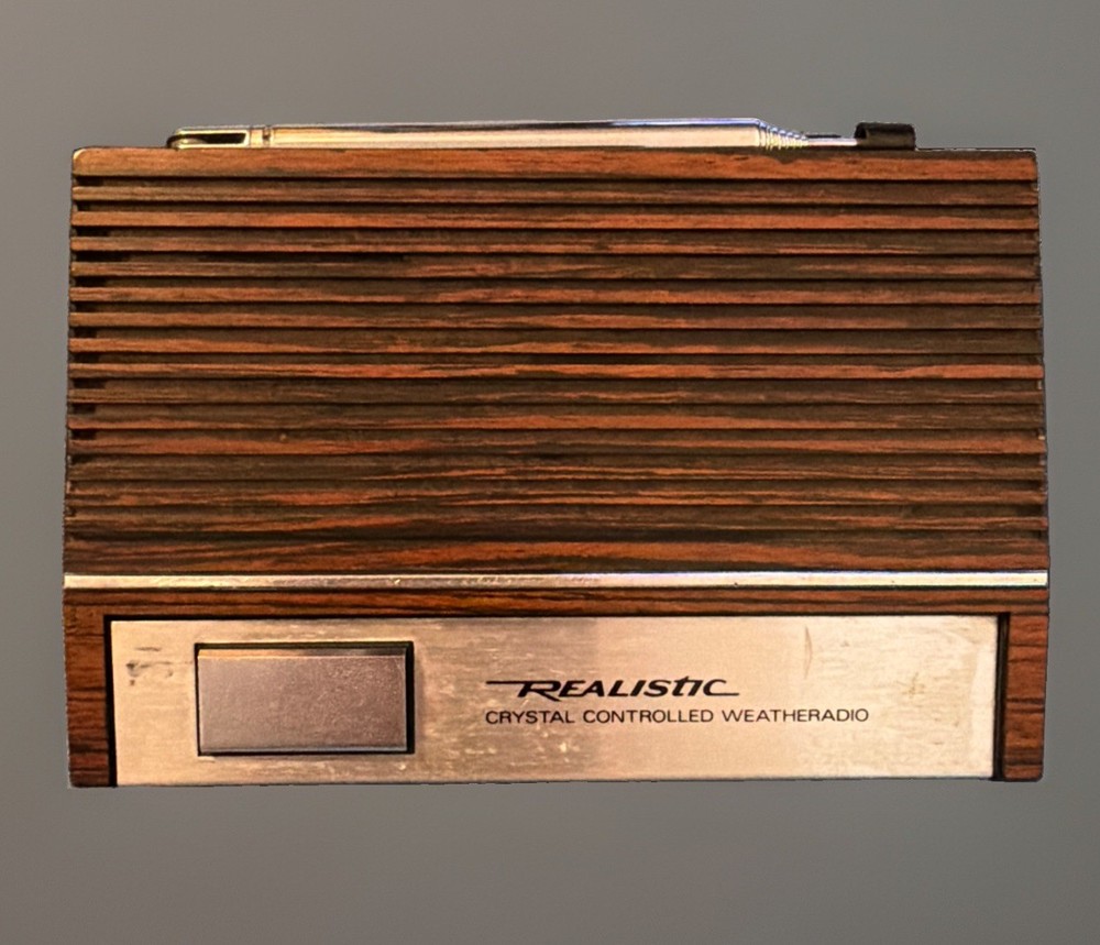 Vintage 1980 Radio Shack Realistic Crystal Controlled Weather Radio Tested/Works