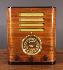 Old Antique Wood Crosley Fiver 517 Vintage Tube Radio -Restored Working Tabletop