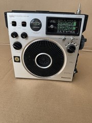 Vintage Panasonic RF-1150 Tech 1000 AM/FM/SW/CB 6 Band Radio *Tested*