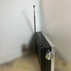 SANYO 10F-B16 10 TRANSISTOR RADIO FM 76-90MC AM 530-1605KC AC100V DC6V