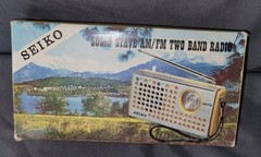 Vintage Seiko Solid State AM/FM Radio Box New Never Used Headphones Black Dial