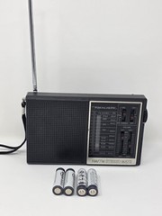 Realistic 12-131 AM/FM Stereo-Mate Radio Built-In Speaker Vintage Clean W/AA Bt