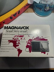 Magnavox D1875 11 Band World Receiver Open Box