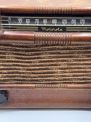 Vintage Motorola Aero Vane Radio 65X14-A (Working)