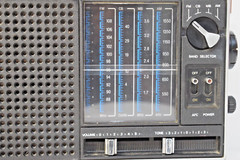 Vintage Magnavox 759 Band Radio AM / FM / CB / MB