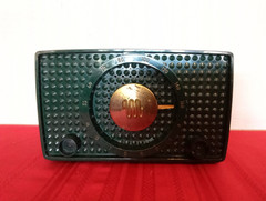 Motorola Aero-Vane High Efficiency Loop AM Radio from 1940&rsquo;s