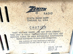 Zenith Radio Solid State Model Z218L – Mid Century Design – Works
