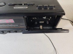 Vtg SOUNDESIGN AM/FM Alarm Clock Radio Cassette Player Model 3827 Black
