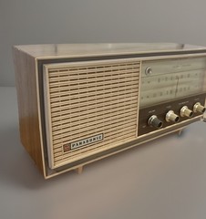 Vintage MC Panasonic RE-746- 2 Band System AM/FM/AFC FM Solid State Radio