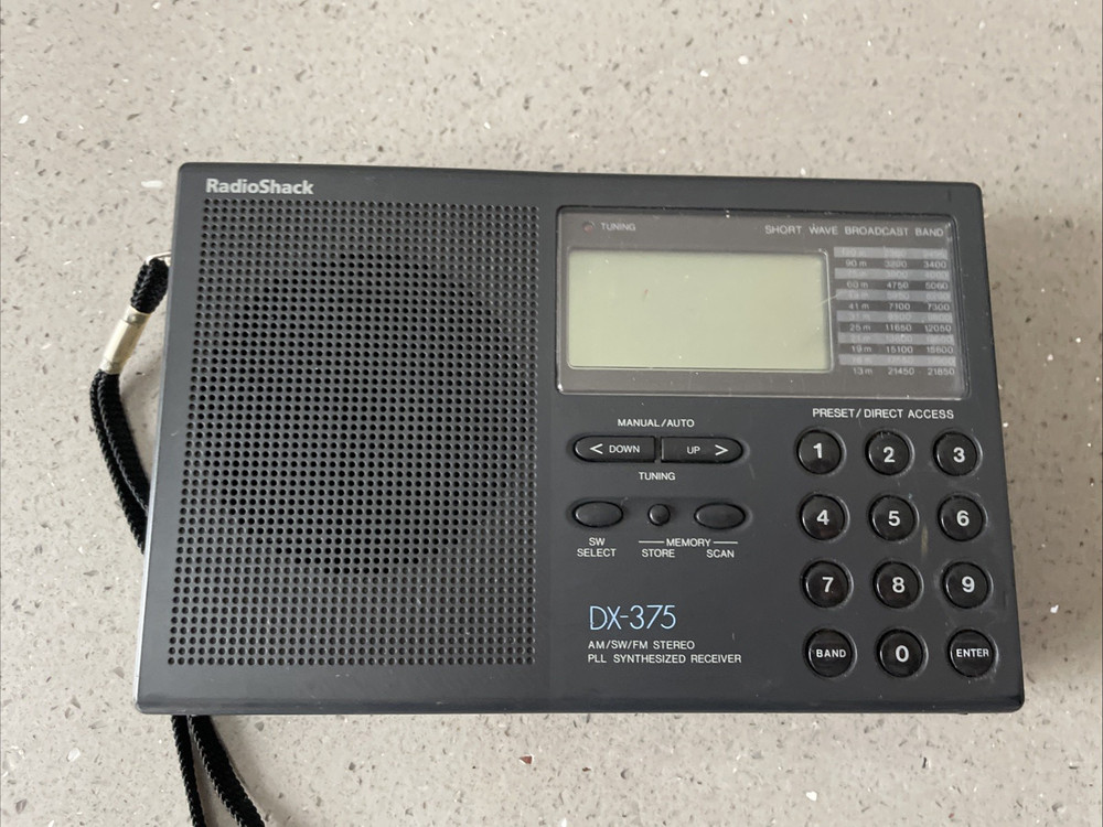 Vintage Radio Shack DX-375 Portable AM FM Short Wave Radio Receiver untested