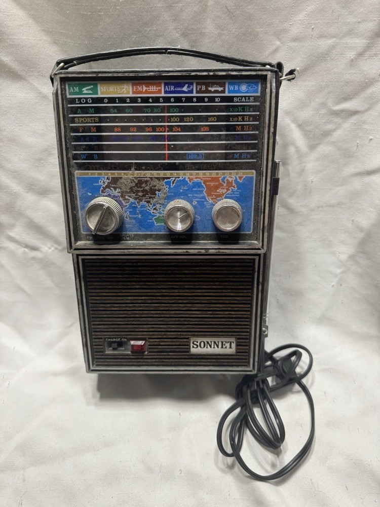 SONNET Model 181P AM/FM/Weather/Air/Police Receiver. Vtg Radio. Powers On.