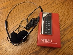 Sanyo RP40 RED Vintage AM/FM Stereo Portable Radio w/ Headphones Belt Clip Rare