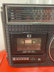 Vintage Silver RT400 AM/FM Radio Tabletop Model Shin-Shirasuna Made In Japan