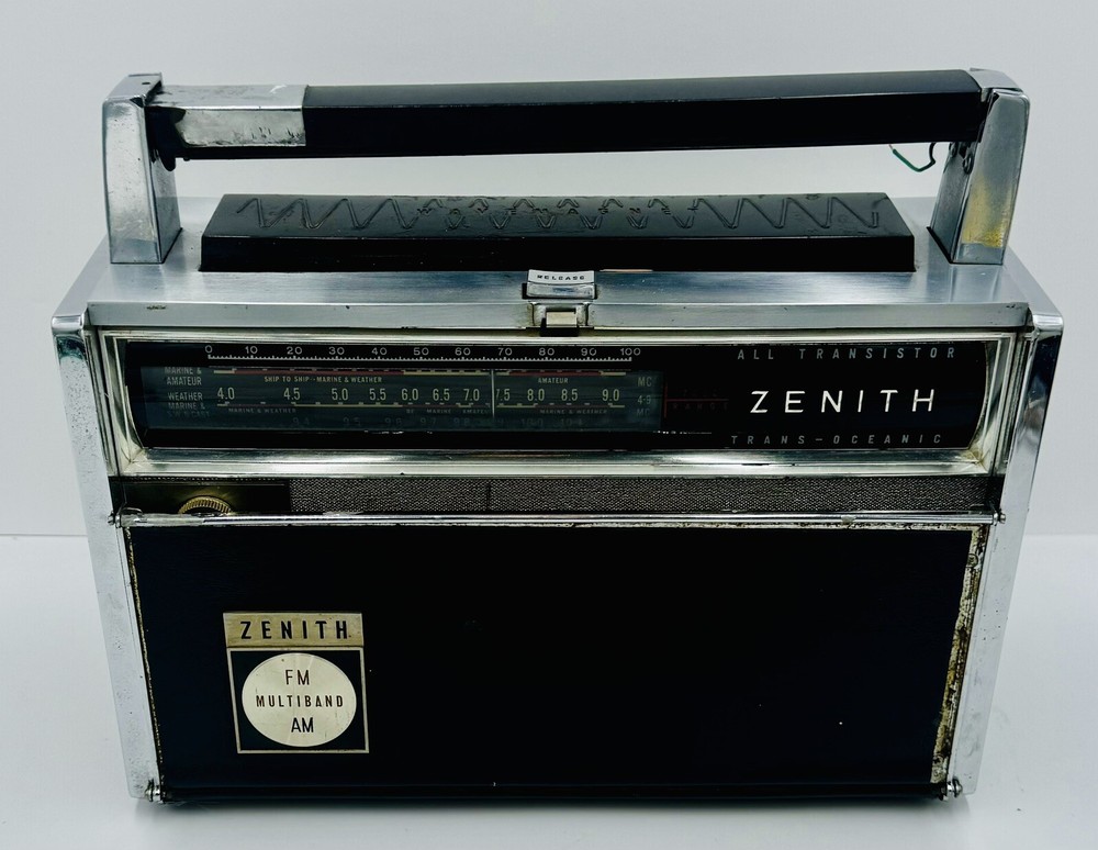 Vintage Zenith Trans-Oceanic FM-AM Multiband Royal 3000-1 Radio