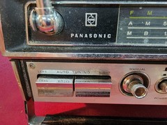 Vtg Panasonic Radar Matic FM/AM/MB Transistor Radio Model RF-880 Parts/Not wking