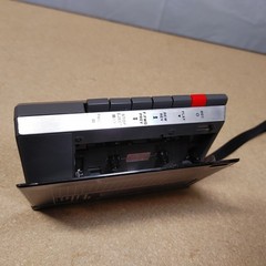 General Electric Model 3-5319A Cassette Player & Notes Mini Cassette Recorder.
