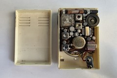 Vintage 1960&rsquo;s Public 6 Tranistor Radio Made in Japan Works Tested Rare Brand