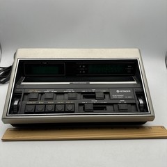 Vintage Silver Digital Hitachi Clock/Radio/Alarm AM/FM Model KC-680H Works!!