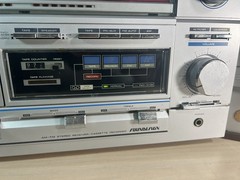 Vintage Soundesign 5642 Radio Tape Player/Recorder (2) 707S Wood Box Speakers