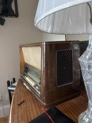 SABA Meersburg Vintage Tabletop Tube Radio, Shortwave, Wood Cabinet