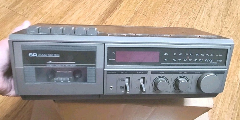 Vintage Sears SR 3000 Cassette AM/FM Alarm Clock Radio Parts Repair