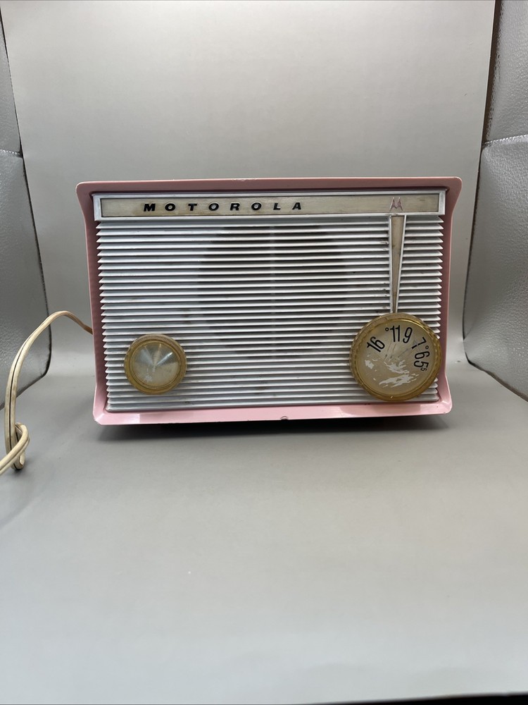 Vintage 1961 Pink Motorola Radio Model A16P