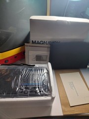 Magnavox D1875 11 Band World Receiver Open Box