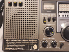 Panasonic RF-2200 FM/AM/SW 8-Band Portable Radio, Works, Excellent