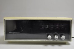 Vintage IR 1747 Magnavox AM/FM Radio- WORKING TESTED READ