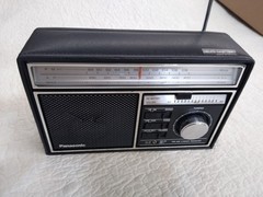 VTG Panasonic FM-AM 2 Band Receiver Radio Model Number RF-590 Handheld Radio