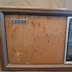 Vintage Wood Sony TFM-9450W AM/FM Radio