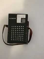 Vintage Hitachi TH-622 AM Radio Solid State MW Transistor 6 w/ Case WORKS GREAT!