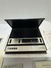 Vintage Sony TFM-1849W solid-state portable FM/AM radio UNTESTED