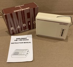 Portable Pocket DIPLOMAT AM/FM #15023 Transistor Radio Vintage Retro