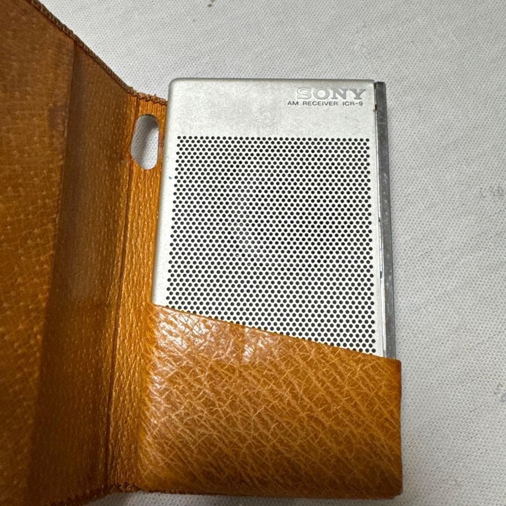 SONY ICR-9 AM Receiver Pocket Size Silver Vintage Operation end check JANK