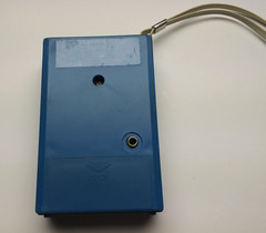 Vintage Realistic Transistor Pocket Radio AM Blue Model 12-202, working