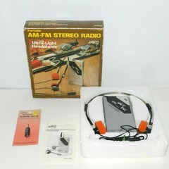 Vintage JASCO Portable AM-FM Radio Model 890 W /Ultra Light Headphone RARE!