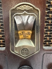 Vintage General Electric Model 7-4100JA Cathedral AM/FM Radio Reproduction Works