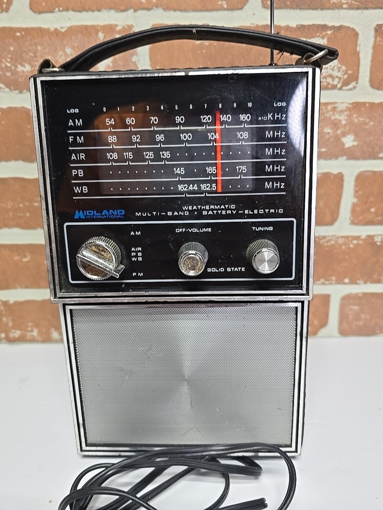 Vintage Midland Weathermatic Radio AM FM AIR Weather Solid State AC Tested
